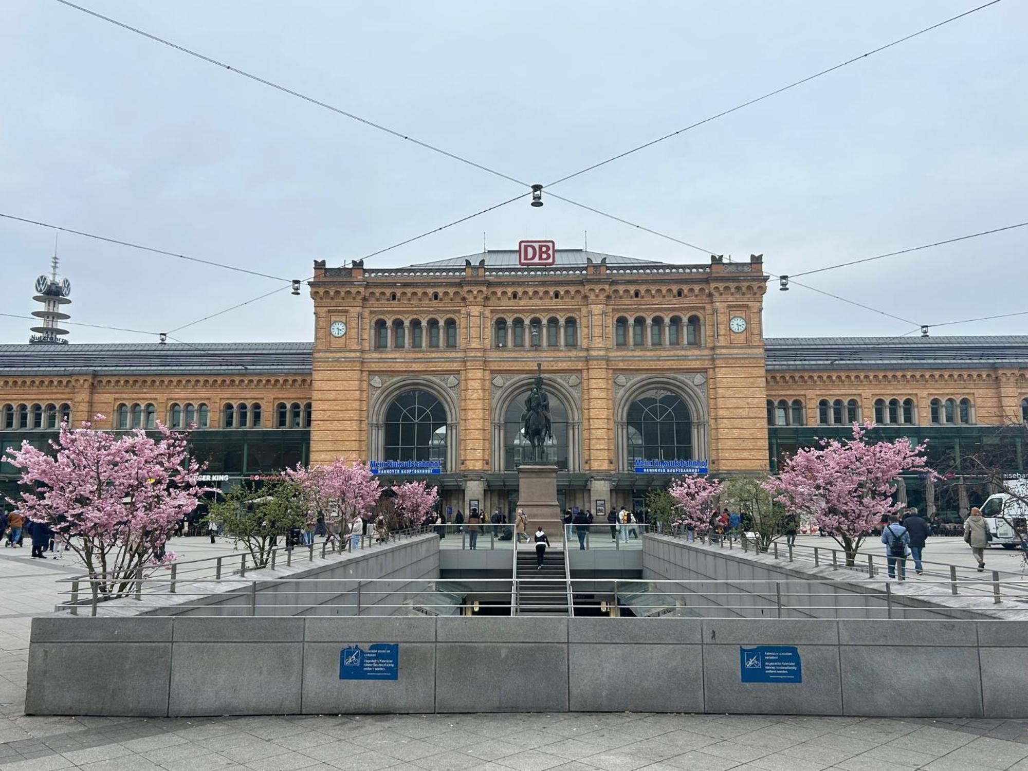 Eich-Penthouse, Zentral Am Stadtwald Mit Ausblick Ueber Die Stadt, 24H Self Check-In, Netflix, Disneyplus Hannover Eksteriør billede